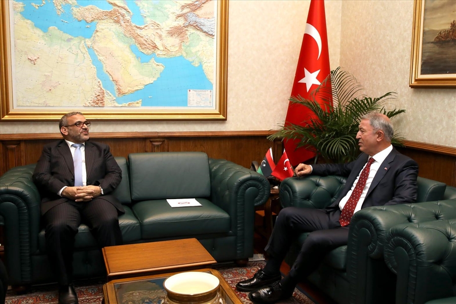 Millî Savunma Bakanı Hulusi Akar, Ankara’ya Ziyaret Gerçekleştiren Libya Devlet Yüksek Konseyi Başkanı Halid el-Mişri ile Bir Araya Geldi